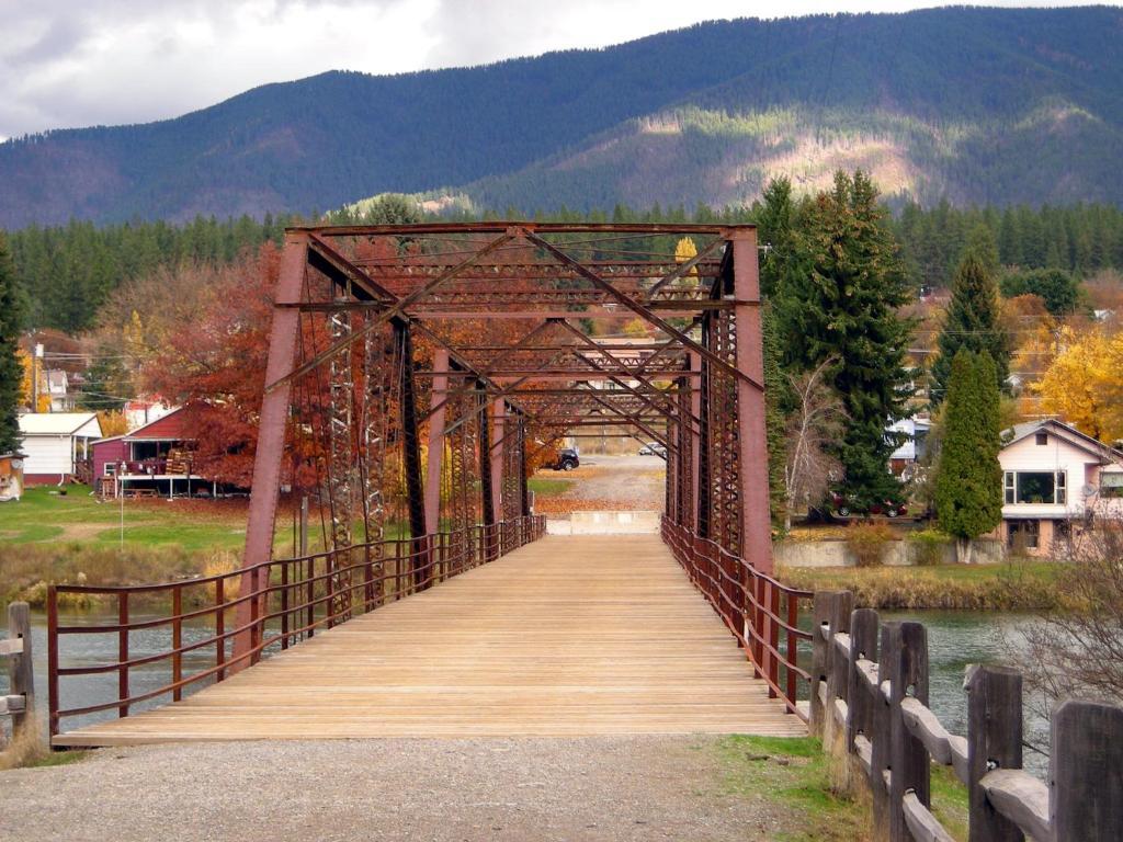 Falls Motel Thompson Falls المظهر الخارجي الصورة