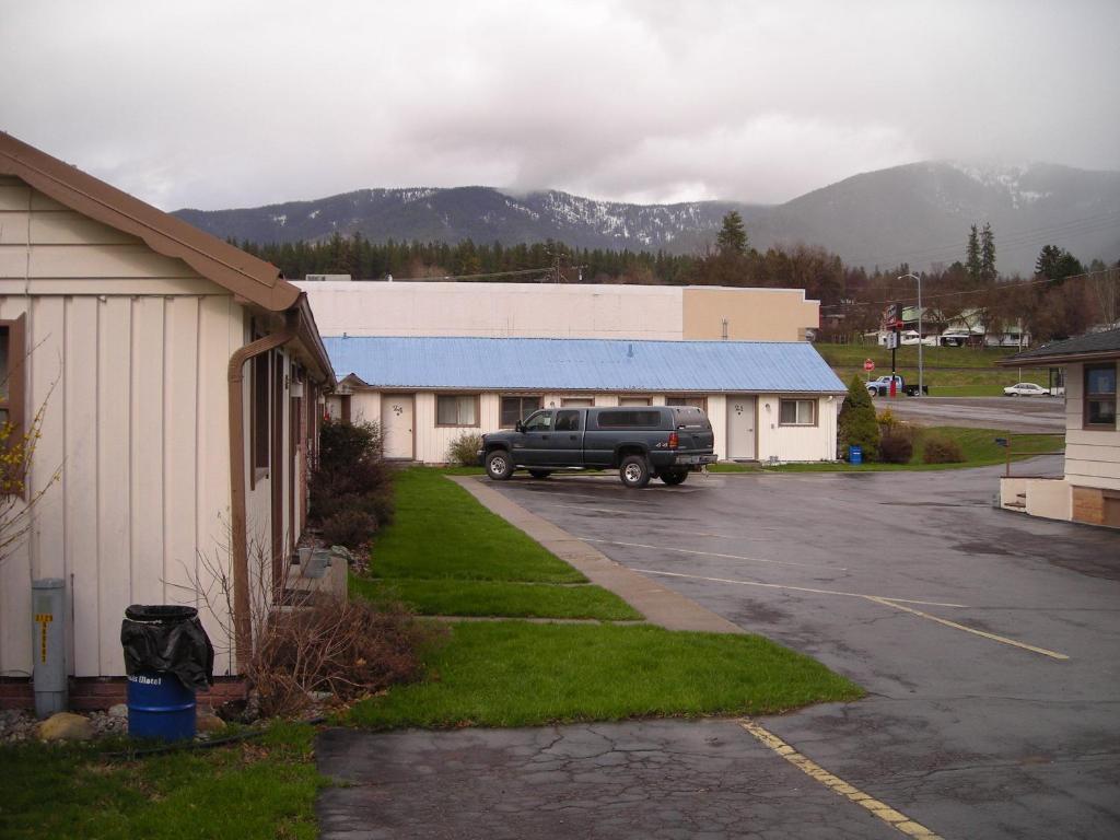 Falls Motel Thompson Falls المظهر الخارجي الصورة