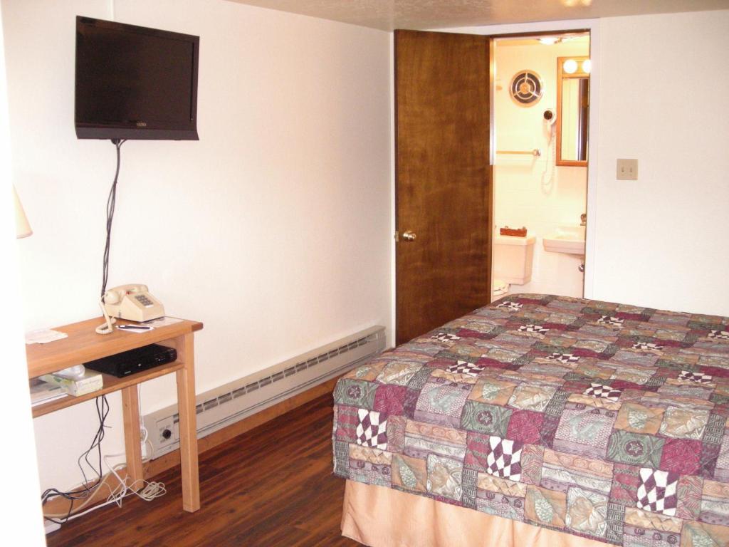 Falls Motel Thompson Falls الغرفة الصورة