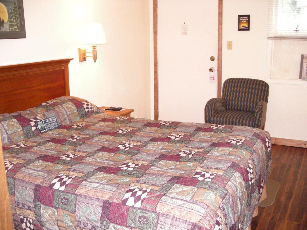Falls Motel Thompson Falls الغرفة الصورة